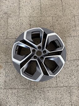 Prodám disky 2ks - 3