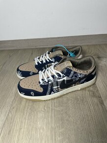 Nike SB Dunk TRAVIS SCOTT - 3