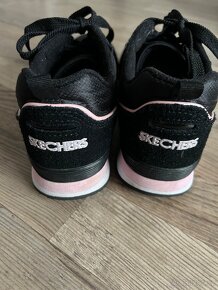SKECHERS BOTY - 3