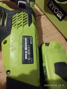 Ryobi vrtačka + baterie 2 a nabiječka - 3