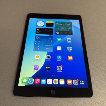 iPad 8 32GB, pěkný stav, 12 měsíců záruka - 3