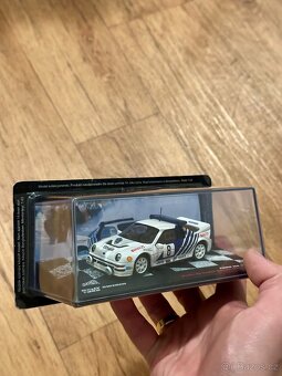 Autíčko Ford RS 200 - 3