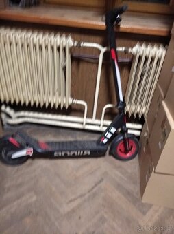Elektrická koloběžka Aprilia eáme - 3