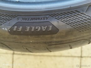 Pneu Goodyear R 18" - 3