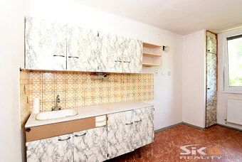 prodej bytu 3+1 s lodžií, 66 m2 + 7 m2 - Černčice - 3