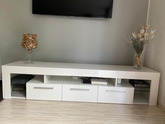 Prodej TV skříňky - 3