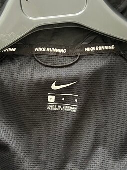 Nike Trail bunda - 3