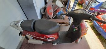 Kymco People 125 - 3
