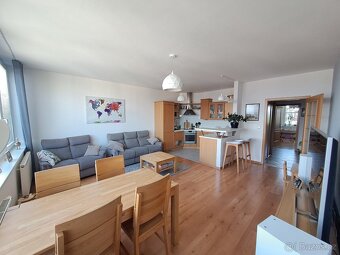 Prodej bytu 4+kk s terasou 99 m² - 3