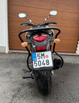 Suzuki Gladius 650 - 3
