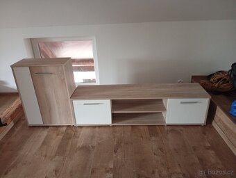 Tv stolek,skříňka - 3