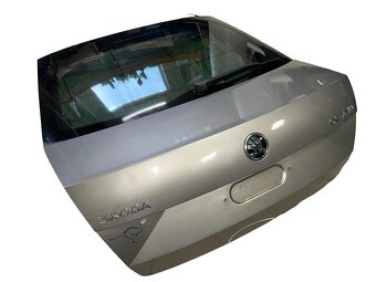 Páté dveře zlatošedá LF8H Škoda Octavia 3 FL sedan 2018 - 3