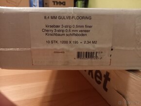 Dýhovaná plovoucí podlaha - 3