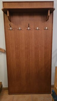 ŠATNÍ STĚNA A 2X LAVICE ČALONĚNÁ - 3