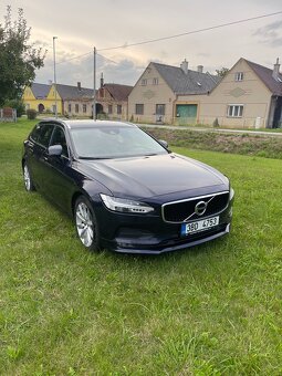 Prodám Volvo V90 D4 AWD - 140 Kw - 3