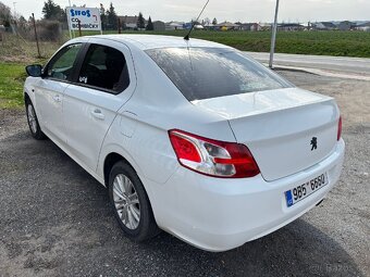 Peugeot 301 - 3
