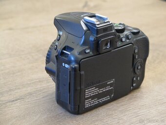 Nikon D5600 tělo - 3