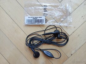 SluchátkaAlcatel miniUSB;Retro rádio INTEROUND TR15 - 3