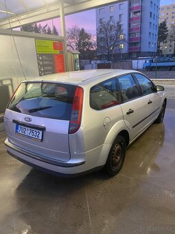 Ford Focus II combi, 1.6 benzín, 74 kW - 3