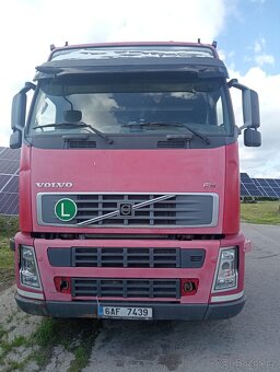 VOLVO CISTERNA - 3