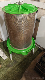 Hydrolis – Vodní lis Unicom 90 litrů - 3