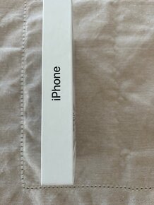 Prodám IPhone 16 black 256 gb nový originálně zabalený - 3
