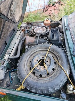 Lada Niva 1.7i 4x4 - 3