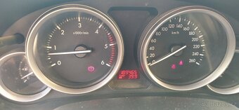 Mazda 6,2,2 MZR-CD 120kW rok 2010 - 3