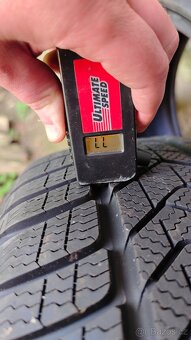 Pneu Pirelli Sotozero 225 45 R17 - 3