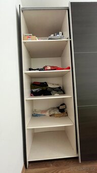 Šatní skříň - 3