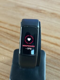 Chytrý náramek Fitbit Charge 6 černý 2 - 3