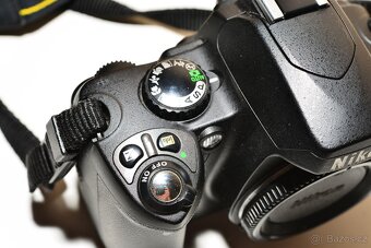 Nikon D40X + příslušenství - 3