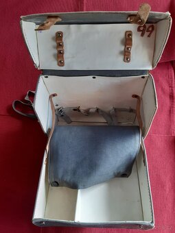 Stará brašna zdravotníka. - 3