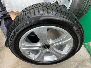 MERCEDES třídy E alu kola 17" zimní komplet, originál  - 3