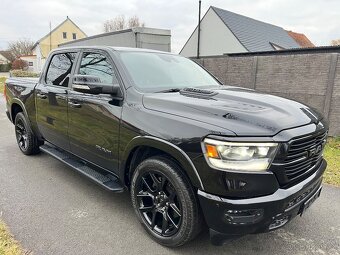 Dodge RAM Night-paket, 2022, 5.7l, TOP stav - 3