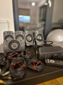 Logitech Z906 reproduktory 5.1 - 3