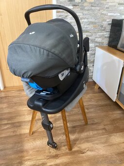 Dětská autosedačka s ISOFIX základnou JOIE i-Snug (0-13 kg) - 3