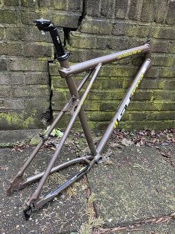 Hliníkový rám GT Avalanche AL 26” - 3