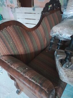 Starožitná masivní sofa - 3