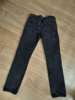 Černé rifle House 40 - 3