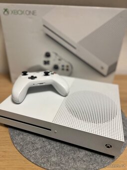 XBOX ONE S 1TB V TOP STAVU .. - 3