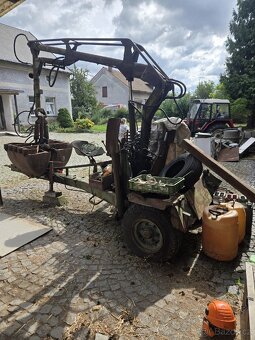 Prodám nakladač unhz 500 - 3