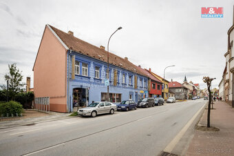 Multifunkční objekt, 2203 m², Lišov, ul. třída 5. května - 3