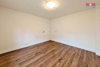 Pronájem bytu 2+kk, 35 m², Holýšov, ul. Ruská - 3