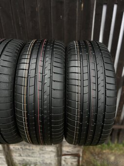 235/50/19 99V sada letních pneu Bridgestone R19 - 3