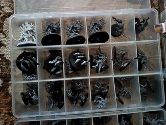 WH40[Warhammer 40] Tyranids Army[Tyranidí armáda] - 3