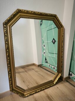 Starožitné zrcadlo ve zlaceném rámu - 3
