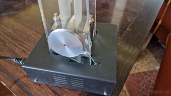 Van de Graaff generátor - 3