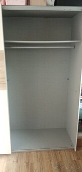 Prodám šatní skříň 223x205x56(65)cm - 3