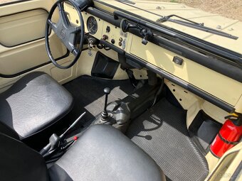 VW 181 cabrio, Kubelwagen, brouk - 3